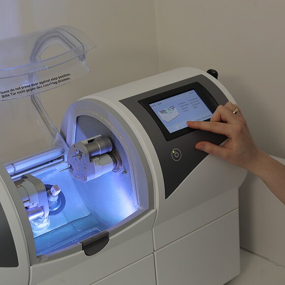 Zahnarzt Dr Meid Gerät - löschen/neu 03/2024